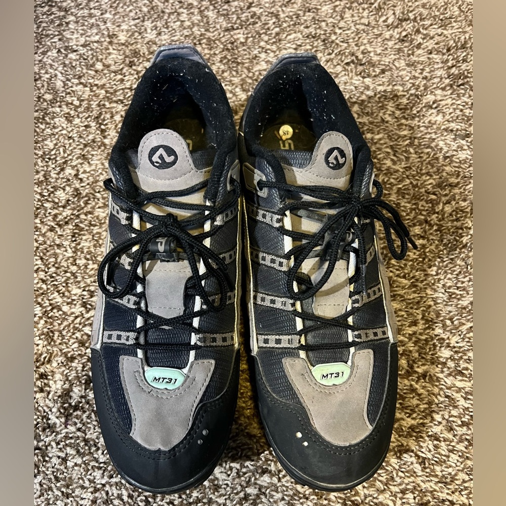 Shimano Sneakers, tan and black, size 12.3 US, 48 EU, MT31 style. Cycling.
